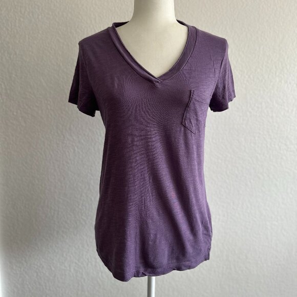 Caslon Purple V-Neck Pocket Tee - Small - Picture 2 of 6